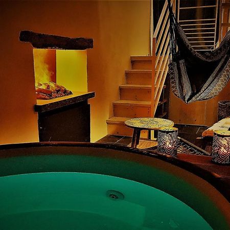 Au Vingtain - Appartement & Spa Atypique Brindas Bagian luar foto