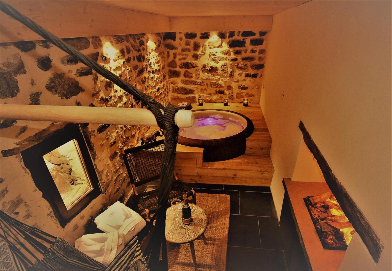 Au Vingtain - Appartement & Spa Atypique Brindas Bagian luar foto